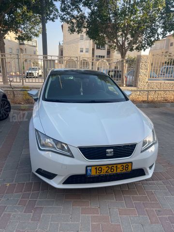 סיאט לאון