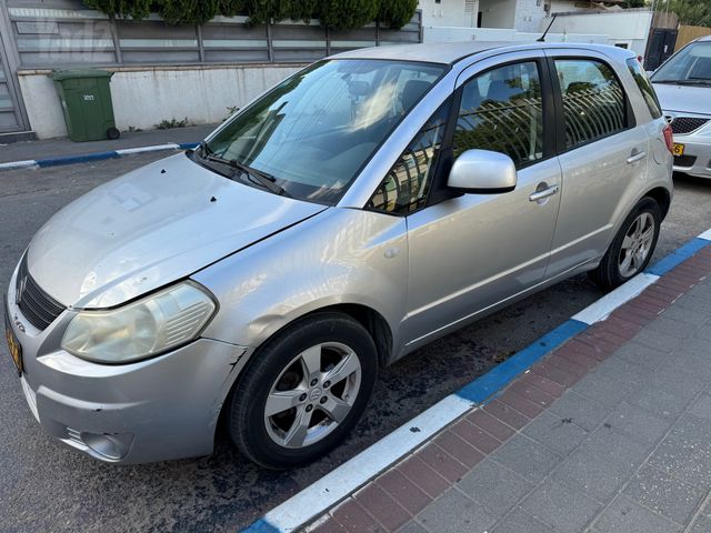 סוזוקי SX4