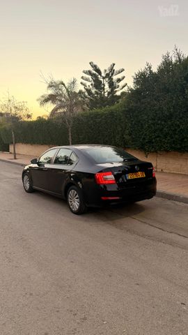 סקודה אוקטביה