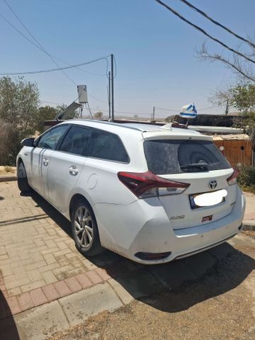 טויוטה אוריס