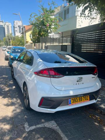 יונדאי איוניק