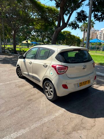 יונדאי i10