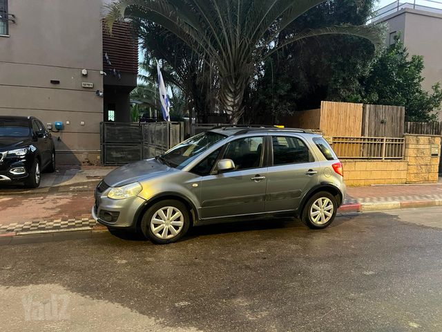 סוזוקי SX4