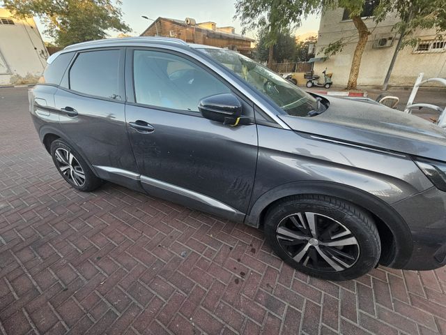 מודעת רכב פיג'ו 3008