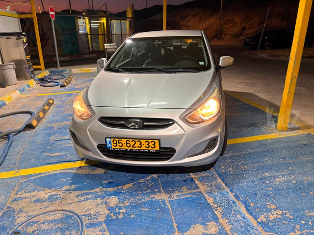 יונדאי אקסנט i25