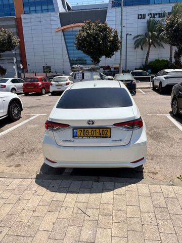 טויוטה קורולה