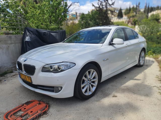מודעת רכב ב מ וו סדרה 5