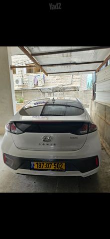 יונדאי איוניק