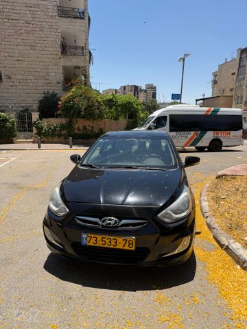 יונדאי אקסנט i25