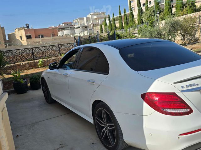 מרצדס-בנץ E-class
