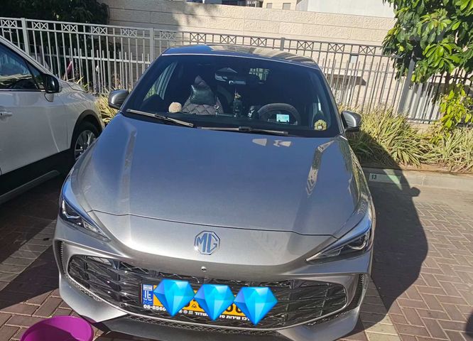 אם ג'י MG3