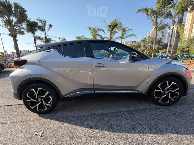 טויוטה C-HR
