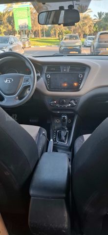 יונדאי i20
