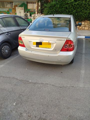 טויוטה קורולה