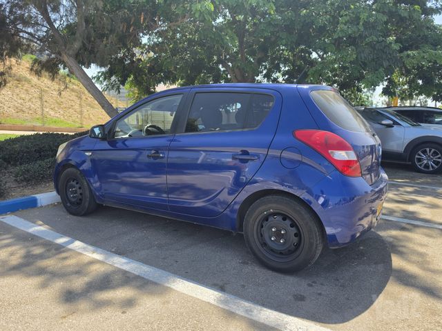 יונדאי i20