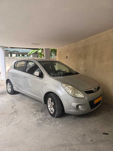 יונדאי i20
