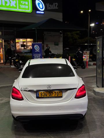 מרצדס-בנץ C-class