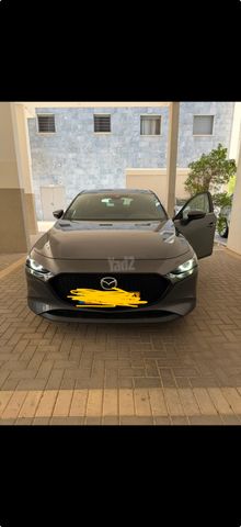 מאזדה 3