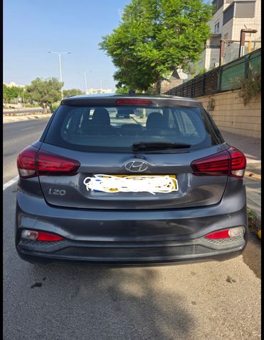 יונדאי i20