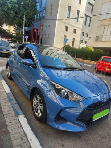 טויוטה יאריס