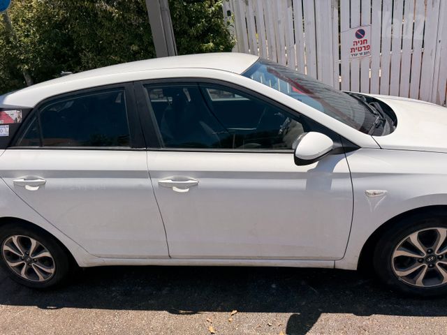 מודעת רכב יונדאי i20