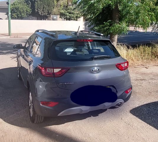 קיה סטוניק