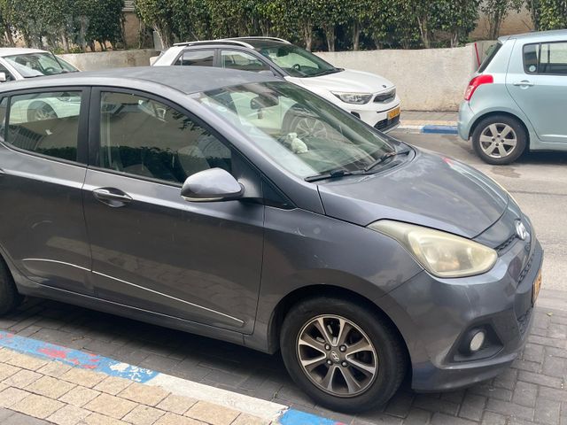 יונדאי i10