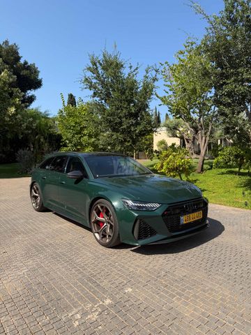 אאודי RS 6