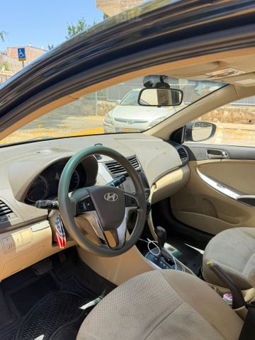 יונדאי אקסנט i25