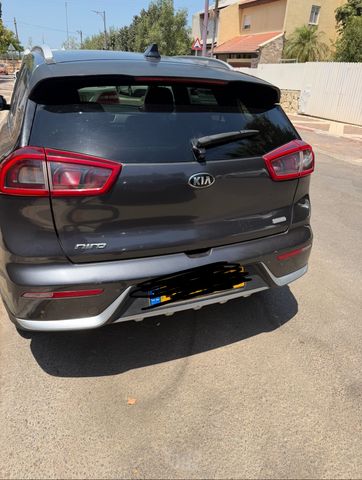 קיה נירו