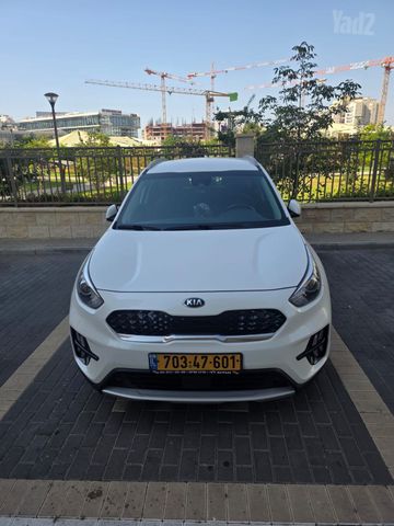 קיה נירו