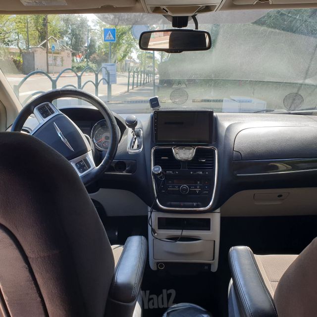 קרייזלר גראנד וויאג'ר