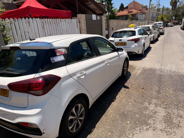 יונדאי i20