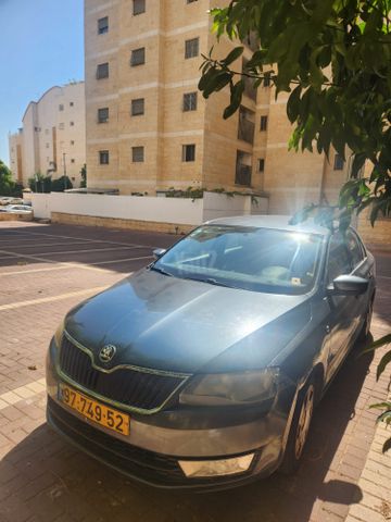 מודעת רכב סקודה ראפיד