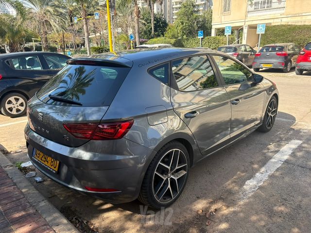 סיאט לאון
