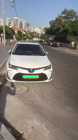 מודעת רכב טויוטה קורולה