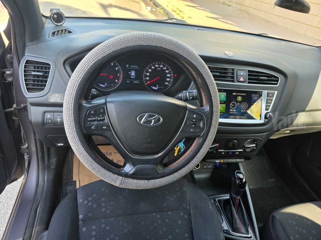 יונדאי i20