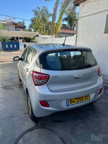 יונדאי i10