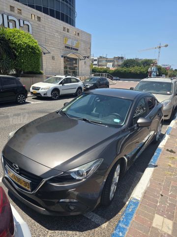 מאזדה 3