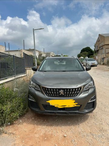 פיג'ו 3008