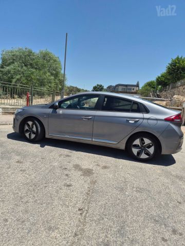 יונדאי איוניק