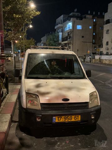 מודעת רכב פורד טורנאו קונקט