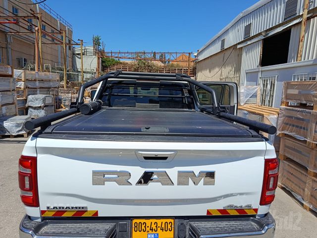 2500 Laramie Plus אוט׳ 6.7 (370 כ״ס)