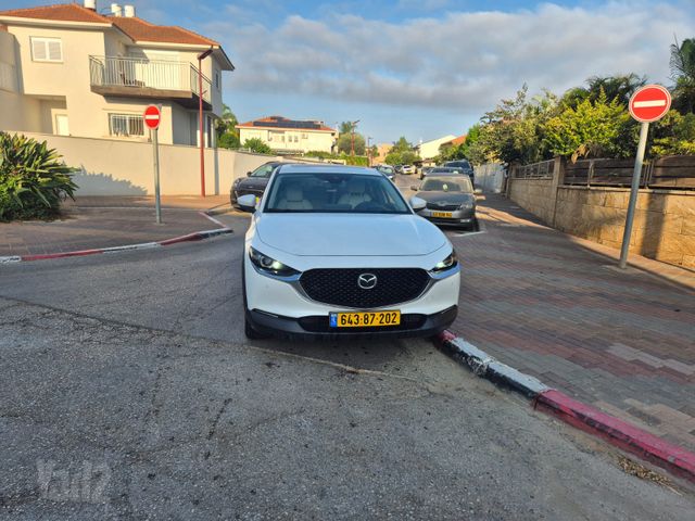 מאזדה CX-30