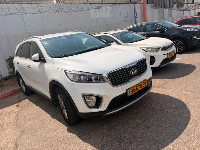 מודעת רכב קיה סורנטו