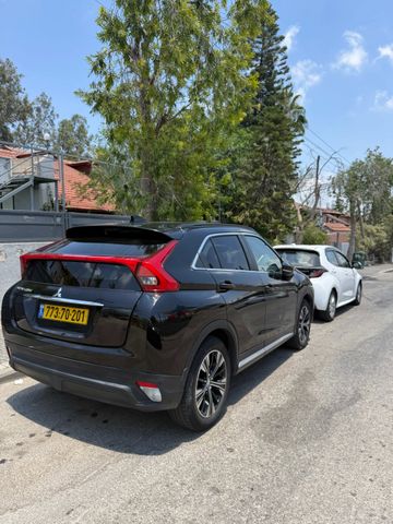 מיצובישי אקליפס קרוס
