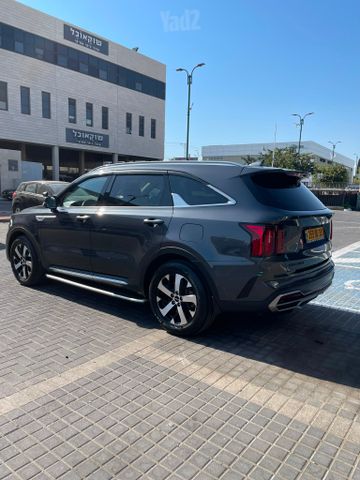 קיה סורנטו