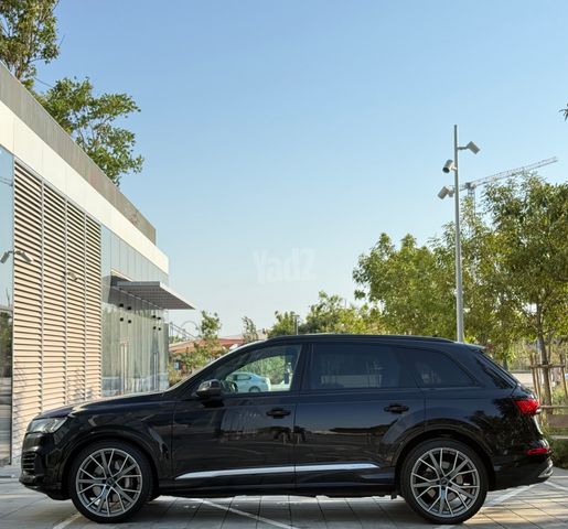 אאודי Q7
