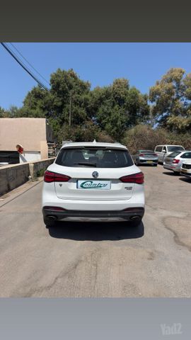 אם ג'י EHS PHEV