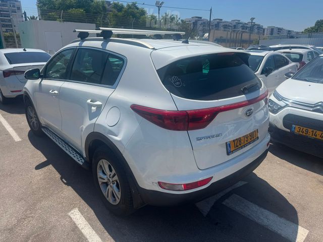 קיה ספורטז'